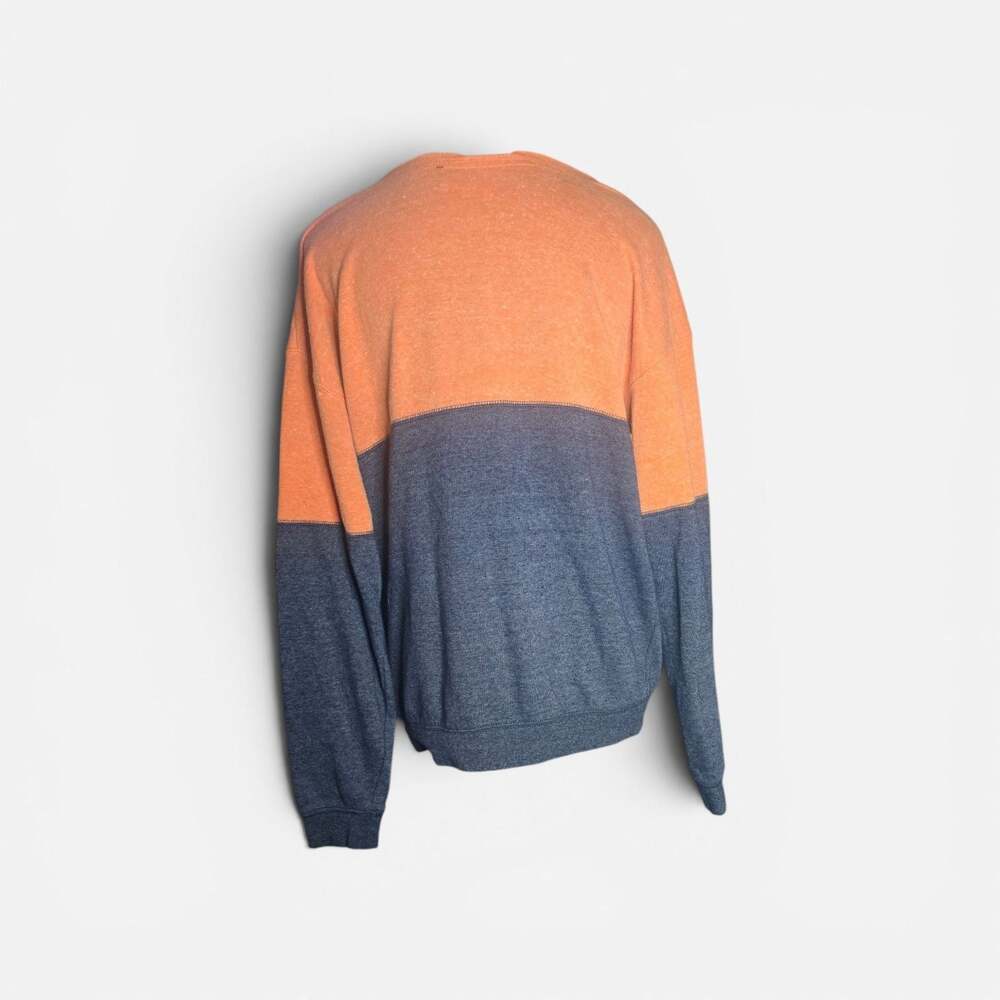 NFL Chicago Bears Women's Team Apparel Two-Tone Crewneck Pullover Sweatshirt - Picture 3 of 6